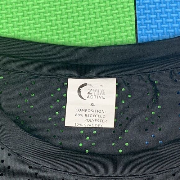 Zyia Active Black Chillcicle Perforated Laser Cut Crop Long Sleeve Shirt Top XL - Picture 7 of 10